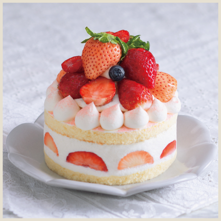 白いちごとあまおうのショートケーキ
