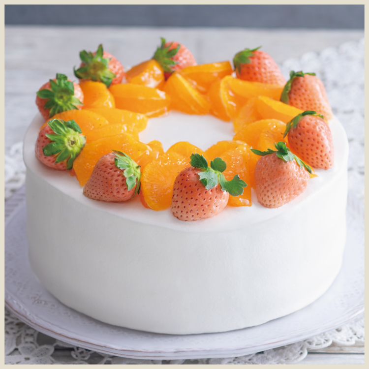 甘平と白いちごのゆず香るショートケーキ