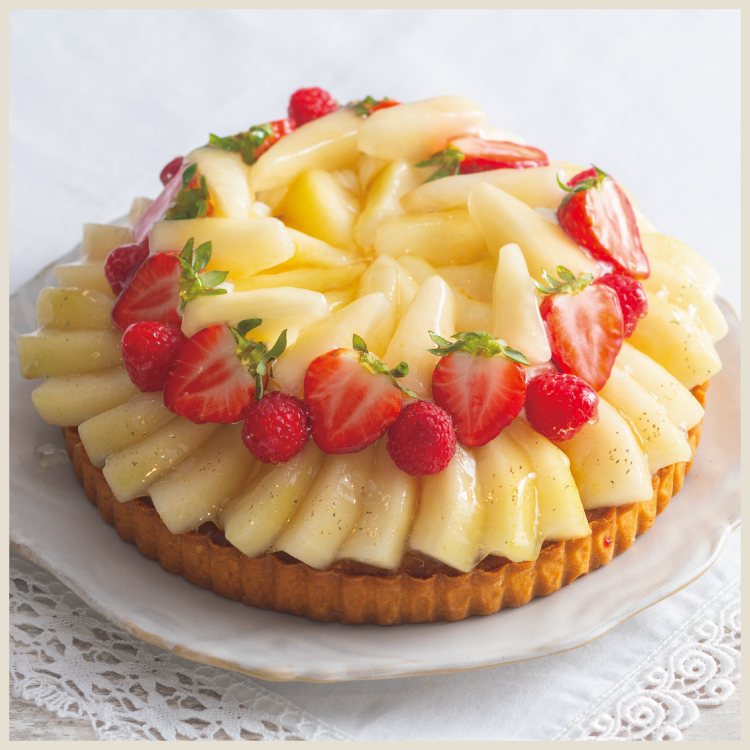 ルレクチェといちごのカスタードタルト